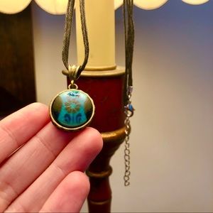 Blue flower boho necklace